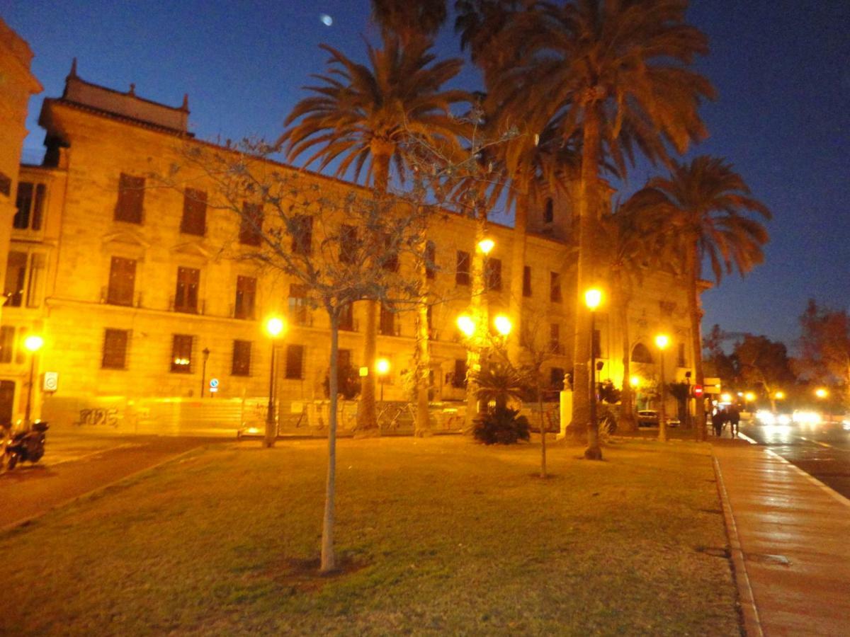 Center Valencia Villa Exterior photo